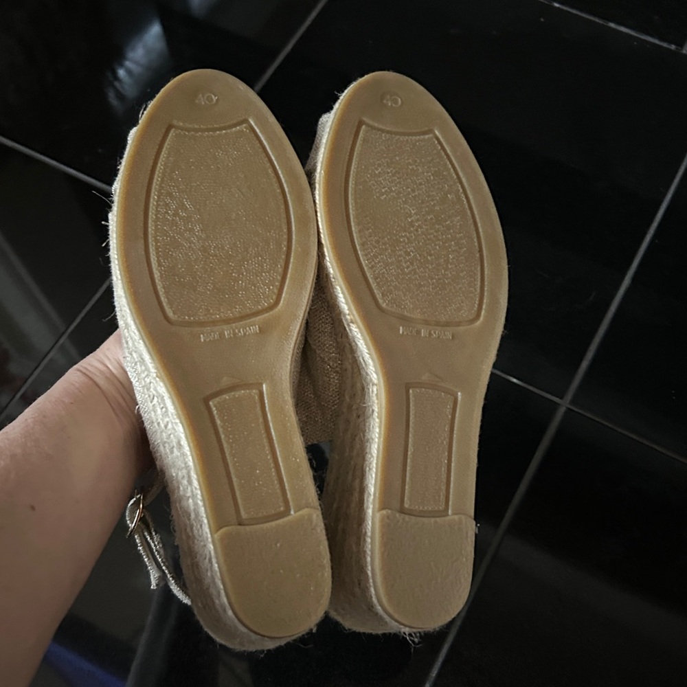 NWOT Viscata Llansa Canvas Wedges Beige Size 9 - Picture 7 of 9